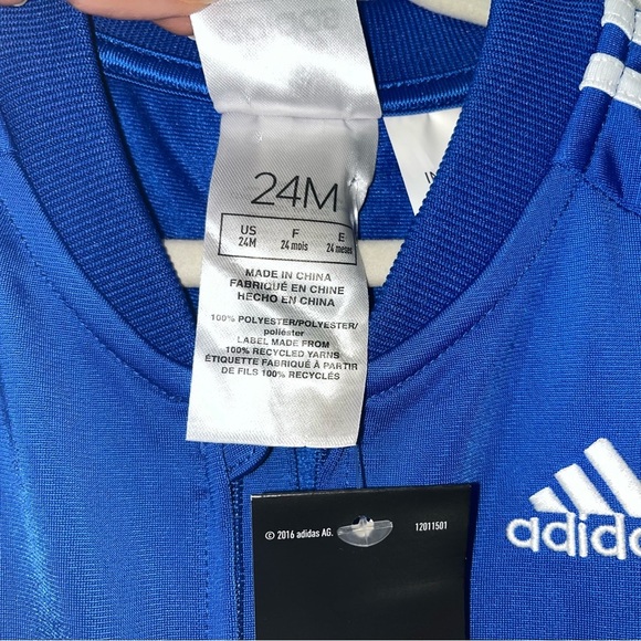 NWT Adidas Toddler Boy 24M Bright Blue Full Body Track Suit White Stripes Retro - Picture 9 of 11